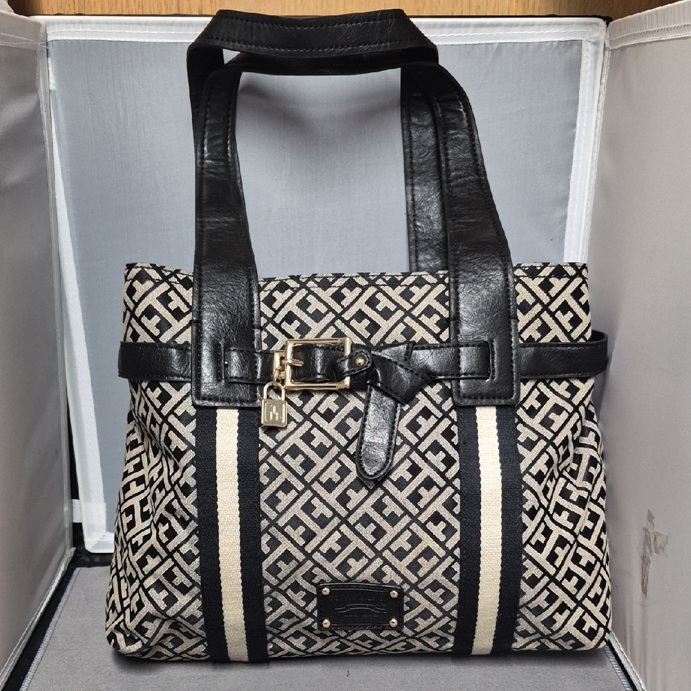 Stylish Tommy Hilfiger Black and Cream Tote Bag American Classics